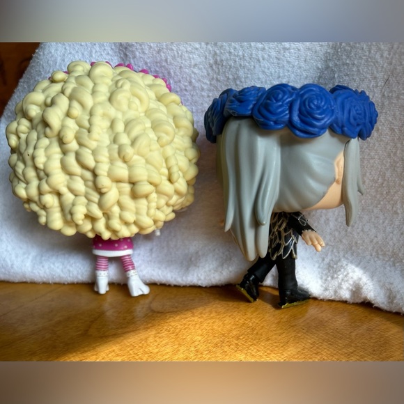 2 Funko Pop! Figures: Yuri on Ice - Young Victor and Retro Barbie* READ BELOW - Picture 2 of 5